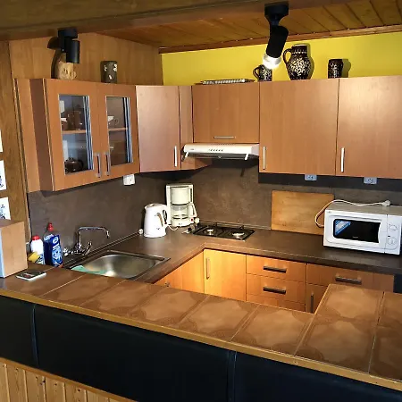 Jezevec Apartament *